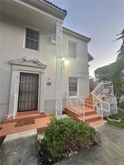 430 76th St 4, Miami Beach, FL 33141
