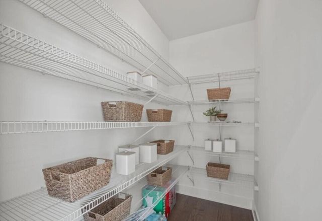 2951 Kimberley Road, Ann Arbor, MI 48104