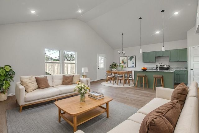 2729 Finley Street, Fort Worth, TX 76131