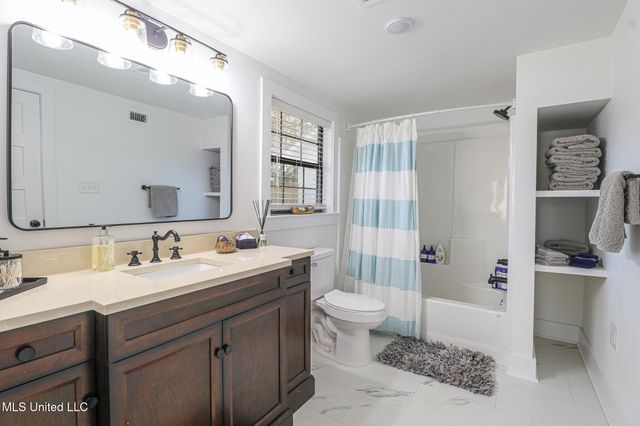 411 Necaise Street, Waveland, MS 39576