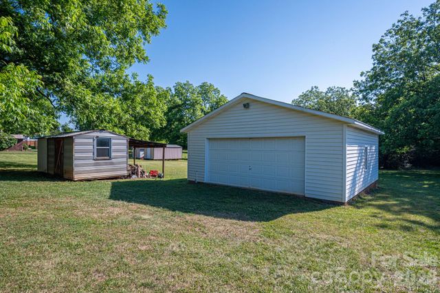 173 Salem Church Road, Lincolnton, NC 28092
