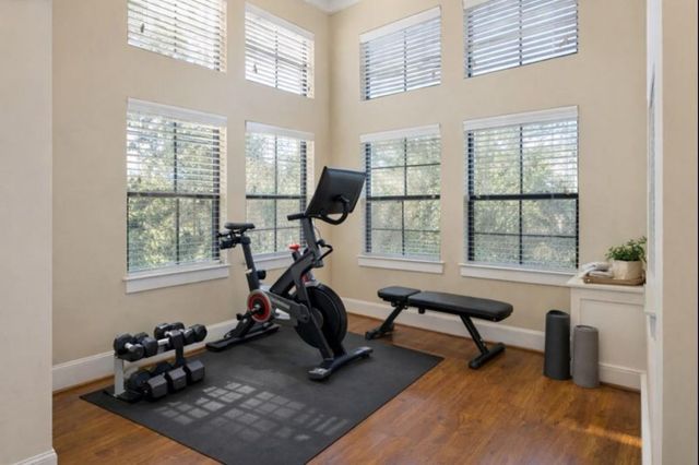 2502 Lawrence Street, Houston, TX 77008