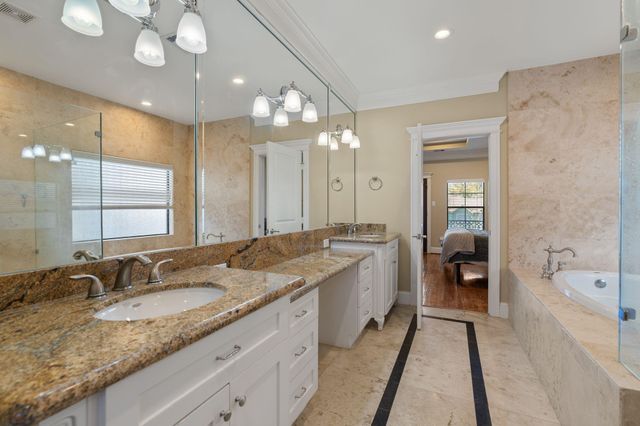 2502 Lawrence Street, Houston, TX 77008