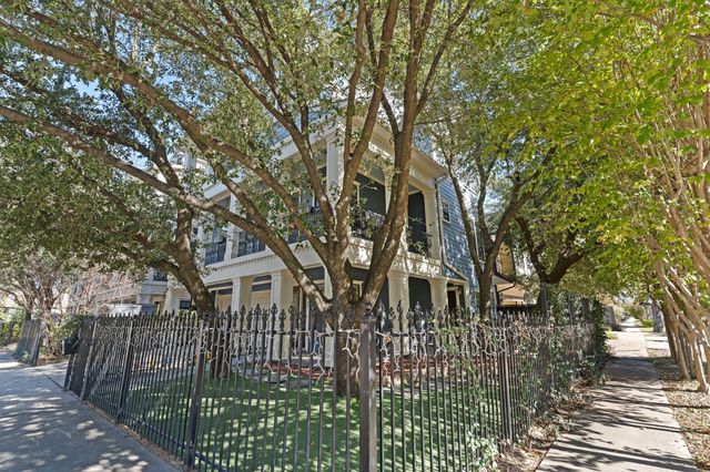 2502 Lawrence Street, Houston, TX 77008