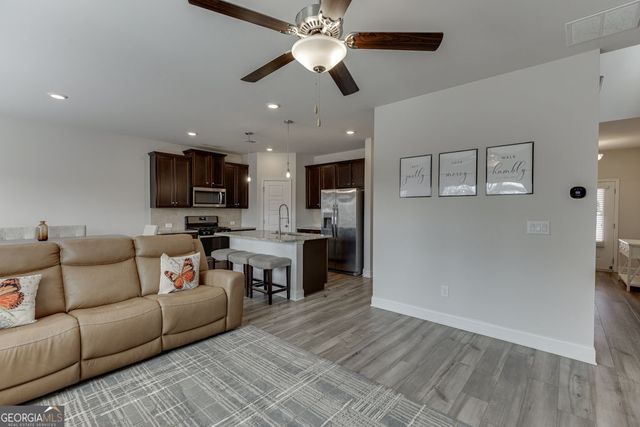 47 Station Overlook Drive, Auburn, GA 30011