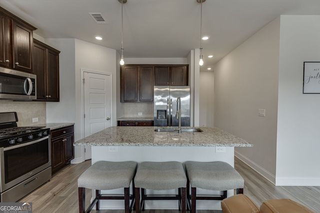 47 Station Overlook Drive, Auburn, GA 30011