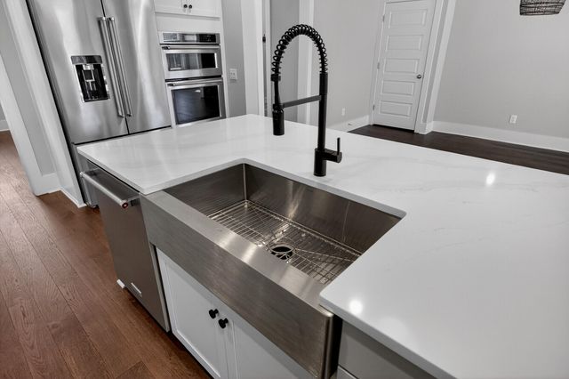 2081 Utsey Street, Johns Island, SC 29455