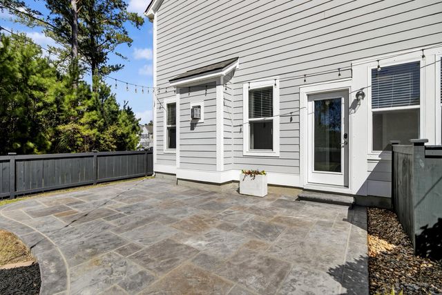 2081 Utsey Street, Johns Island, SC 29455