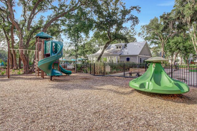 2081 Utsey Street, Johns Island, SC 29455