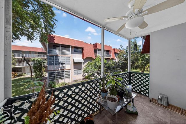 2901 NW 47th Terrace 245A, Lauderdale Lakes, FL 33313