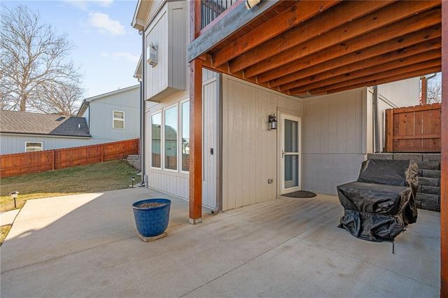 8465 Ottawa Street, De Soto, KS 66018