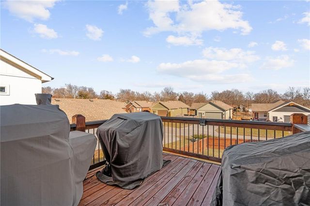 8465 Ottawa Street, De Soto, KS 66018