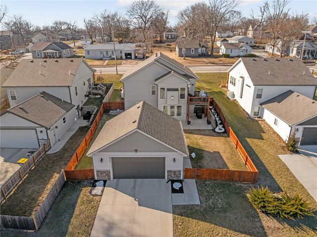 8465 Ottawa Street, De Soto, KS 66018
