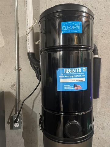 8465 Ottawa Street, De Soto, KS 66018