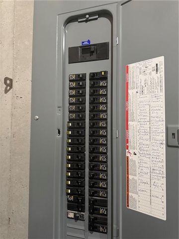 8465 Ottawa Street, De Soto, KS 66018