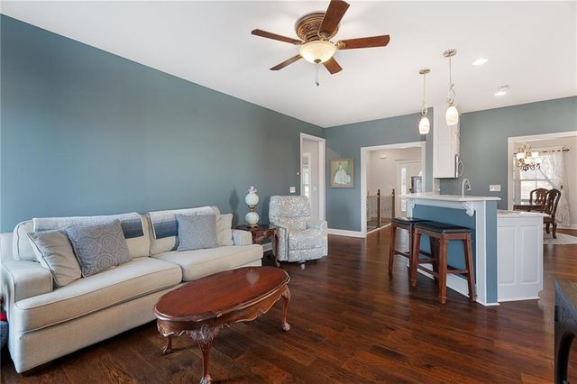 8465 Ottawa Street, De Soto, KS 66018