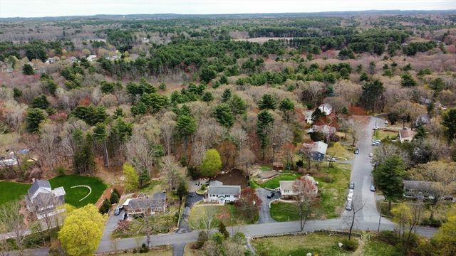49 Granite St, Holliston, MA 01746