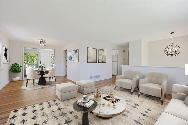 49 Granite St, Holliston, MA 01746