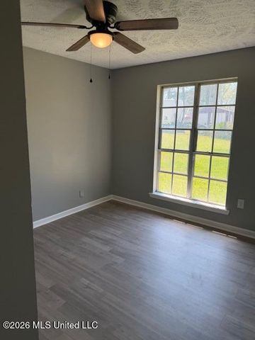 144 Thousand Oaks Circle, Jackson, MS 39212