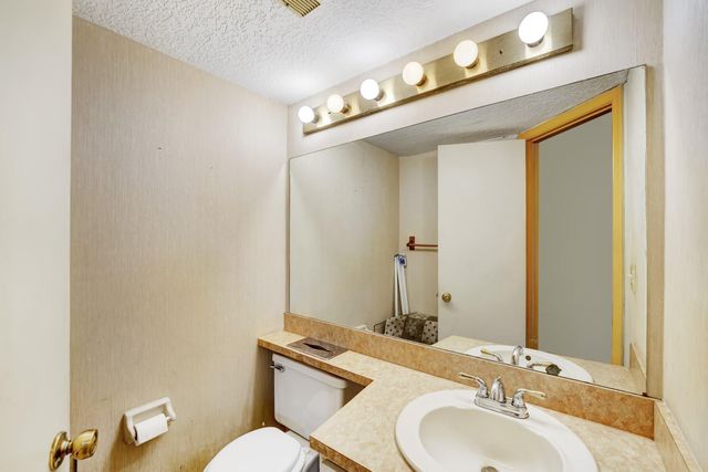 4418 NW 92nd Way, Sunrise, FL 33351