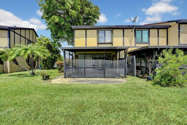 4418 NW 92nd Way, Sunrise, FL 33351