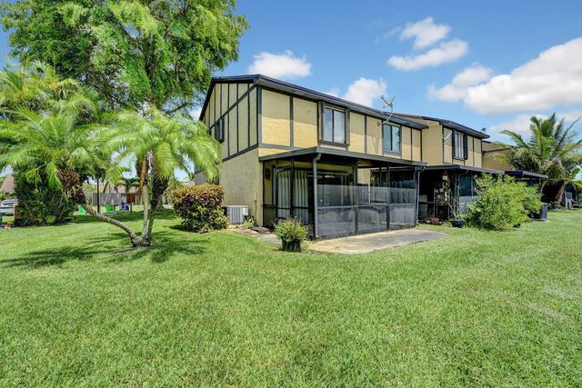 4418 NW 92nd Way, Sunrise, FL 33351