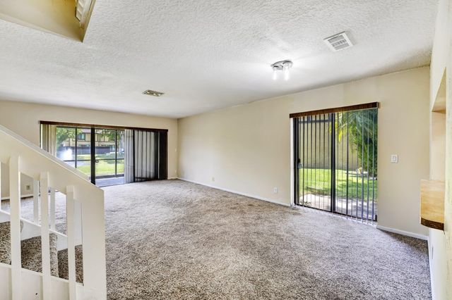 4418 NW 92nd Way, Sunrise, FL 33351