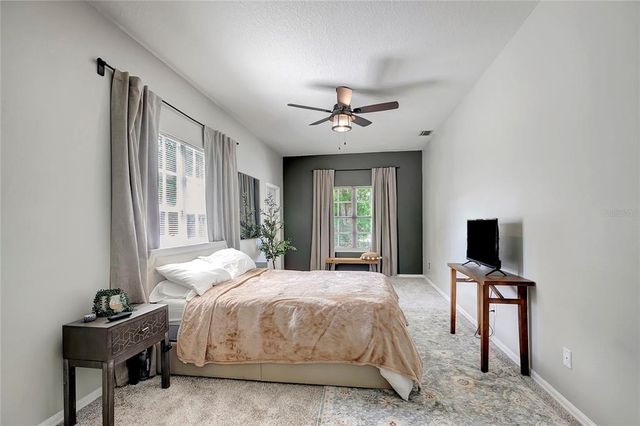 20003 HOLLY LAKE PLACE, Lutz, FL 33558