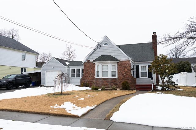 2454 Columbus Avenue, Oceanside, NY 11572