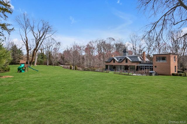 217 Sands Point Road, Sands Point, NY 11050