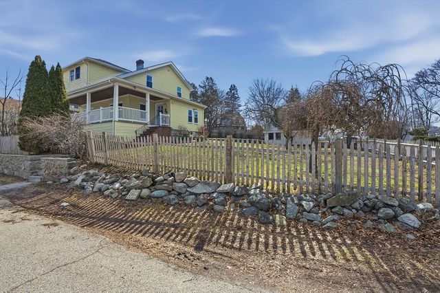 11 Grand View, Weymouth, MA 02191