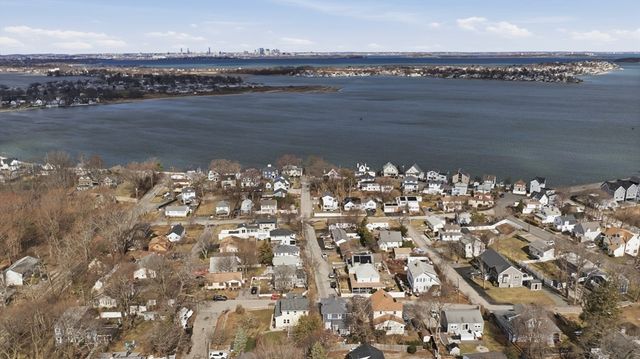 11 Grand View, Weymouth, MA 02191