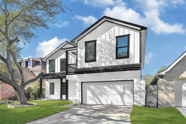 9026 Lawncliff Lane, Houston, TX 77040