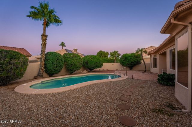 15310 W GREYSTONE Drive, Sun City West, AZ 85375