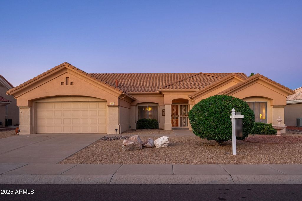 15310 W GREYSTONE Drive, Sun City West, AZ 85375