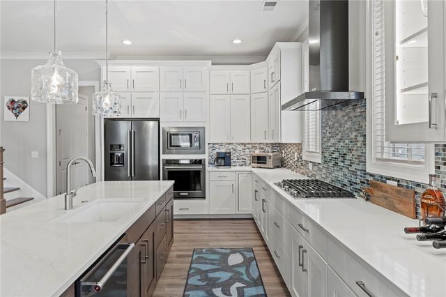 421 Lakestone Court, Seneca, SC 29672