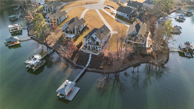 421 Lakestone Court, Seneca, SC 29672