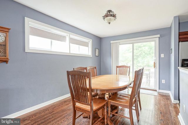 5 CYPRESS CIR, West Deptford, NJ 08096