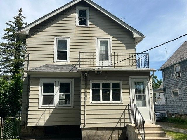 335 Oxford Avenue, Elyria, OH 44035