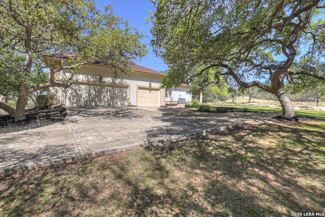 112 Hidden Pointe, New Braunfels, TX 78132