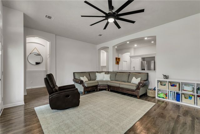 4047 Dunlap, College Station, TX 77845