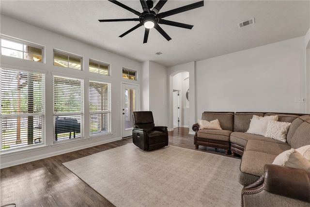 4047 Dunlap, College Station, TX 77845