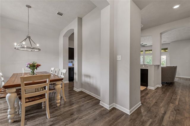 4047 Dunlap, College Station, TX 77845