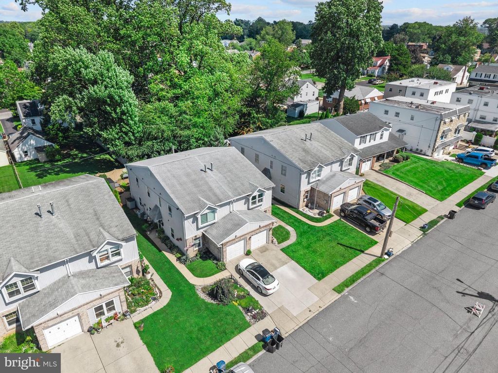 4617 PEARSON AVE, PHILADELPHIA, PA 19114 — exterior