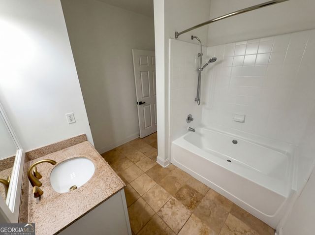 2700 Pine Tree Road NE 3006, Atlanta, GA 30324