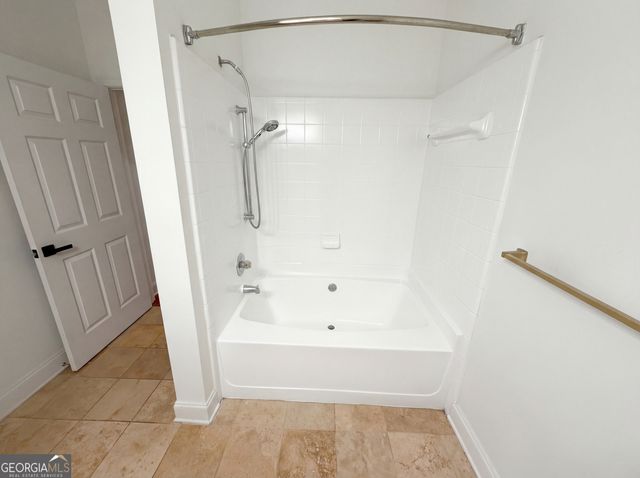 2700 Pine Tree Road NE 3006, Atlanta, GA 30324