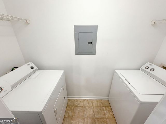 2700 Pine Tree Road NE 3006, Atlanta, GA 30324