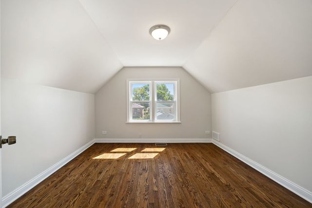8115 S Troy Street, Chicago, IL 60652