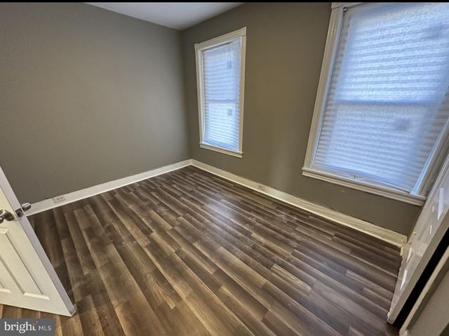 660 N YEWDALL ST, Philadelphia, PA 19131