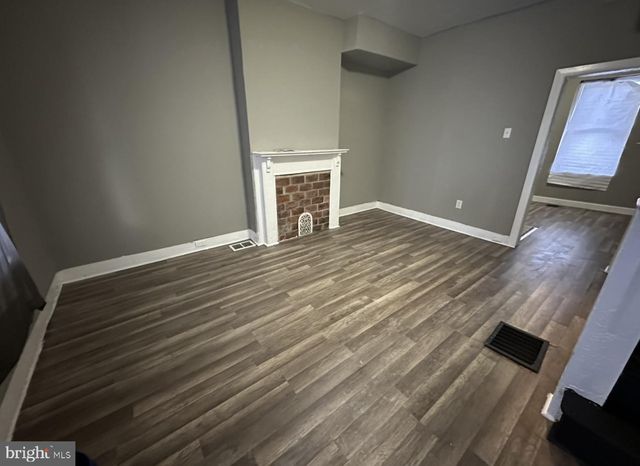 660 N YEWDALL ST, Philadelphia, PA 19131